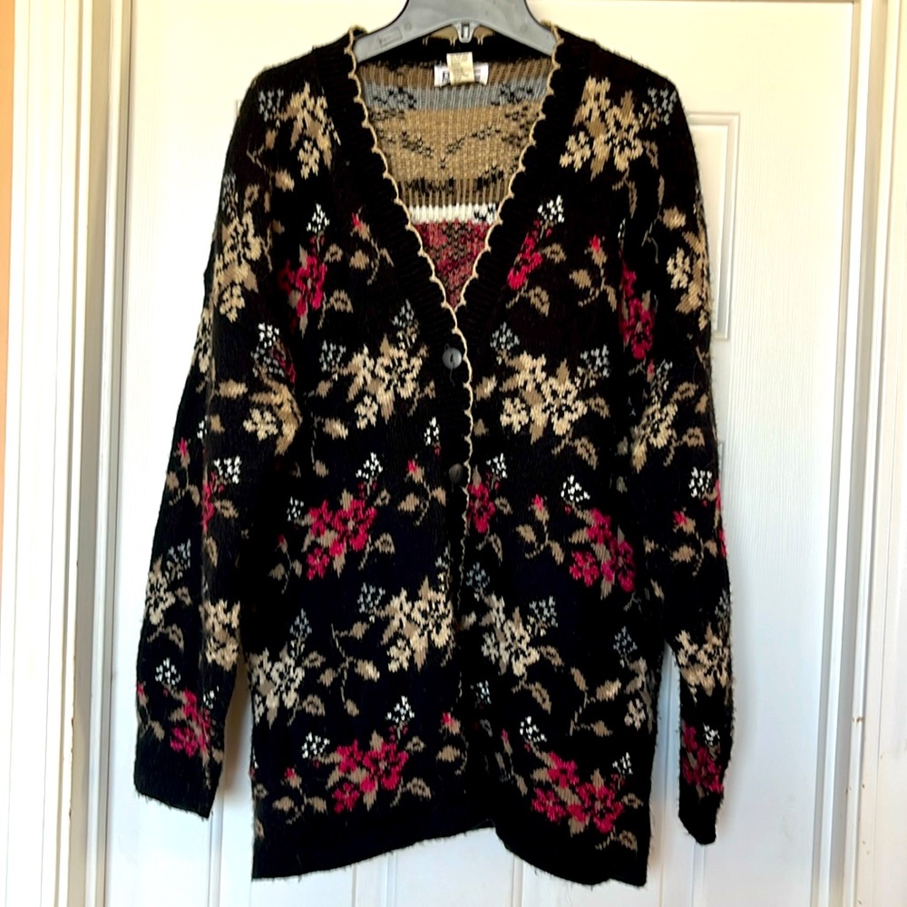 Vintage Basic Editions Floral Knit Cardigan